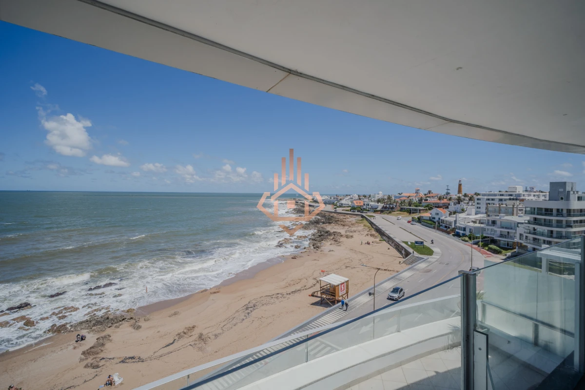 Triplex Penthouse Frente al Mar