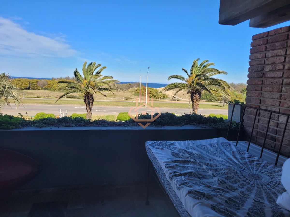 Venta de apartamento de lujo en Punta del Este - Edificio Seaside, Playa Brava (Parada 12½)