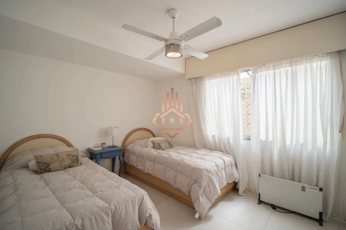Apartamento en la Península - A pasos de Playa El Emir y Av. Gorlero