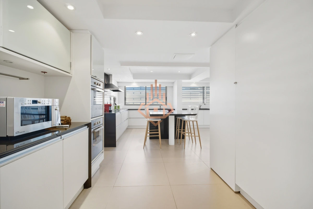 Espectacular Apartamento en Venta de 6 Dormitorios 6 Cocheras Increible Terraza con Piscina Privada