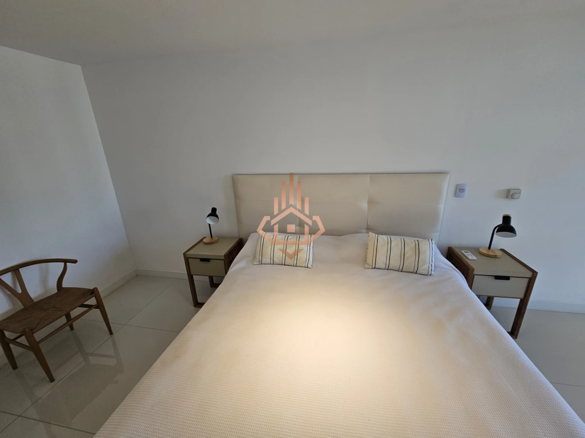 Se Vende Hermoso Departamento Piso 9 con 3 Dormitorios en Suite