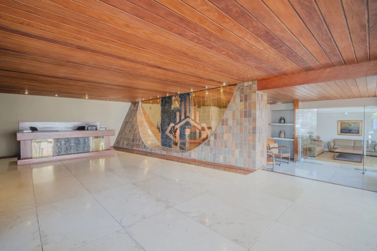 Exclusivo Departamento en la Península con Vista al Puerto y Amenities Premium