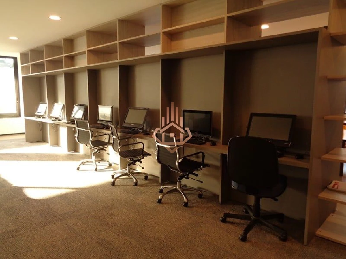 Venta Apartamento 3 dormitorios más dependencia sobre Roosevelt