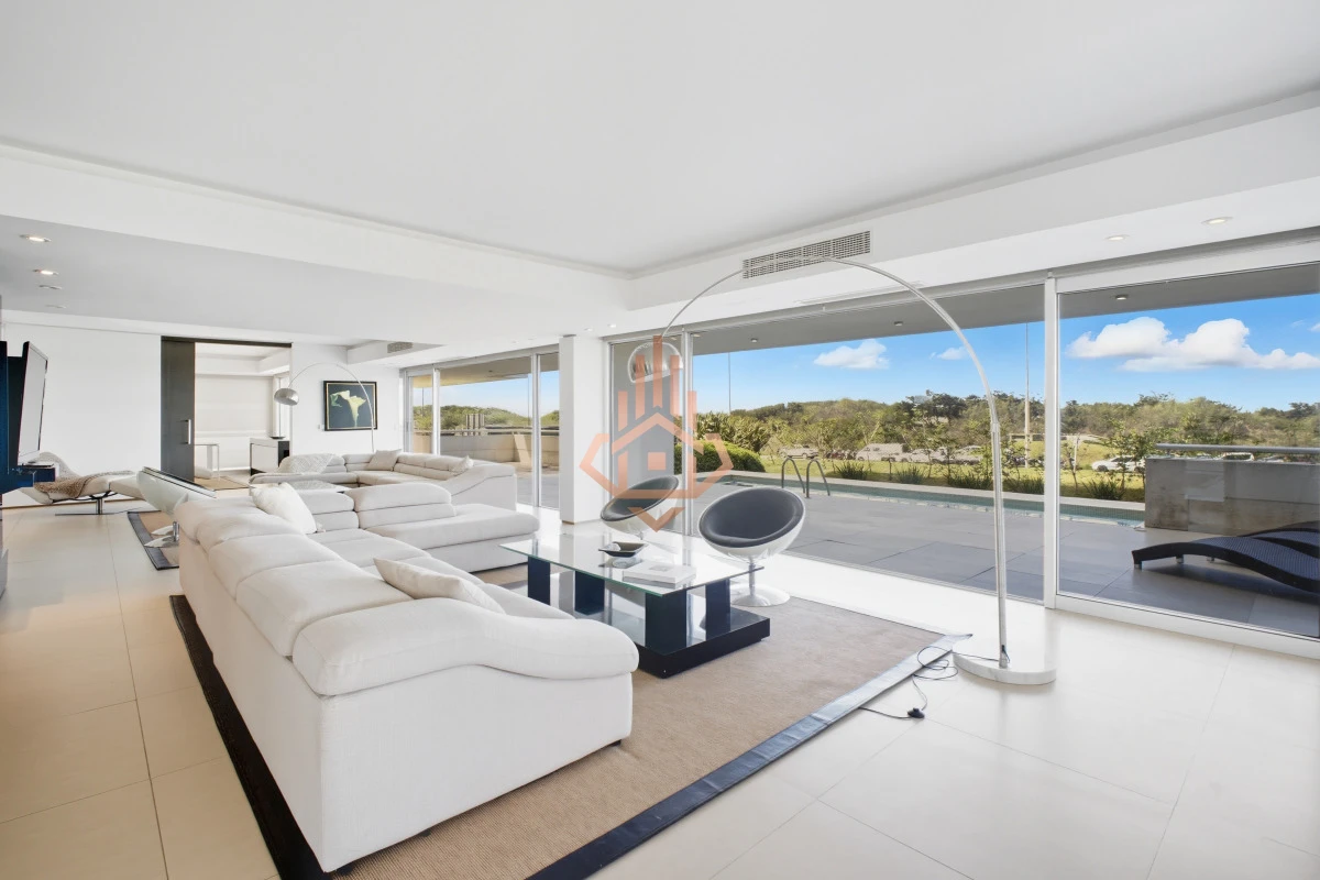 Espectacular Apartamento en Venta de 6 Dormitorios 6 Cocheras Increible Terraza con Piscina Privada