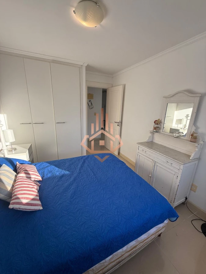 Apartamento con garaje y balcon en la peninsula