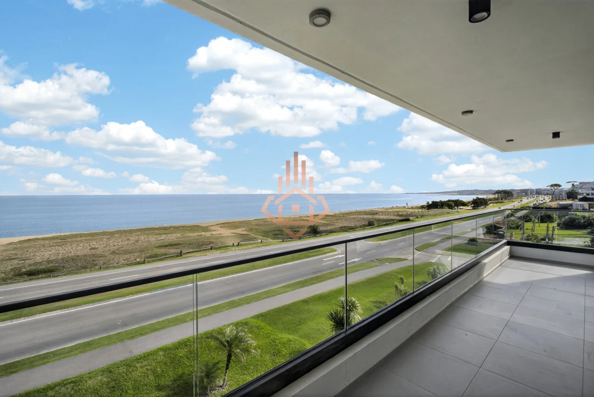 Venta Apartamento Luxury frente al mar de 3 bedroom en suite.