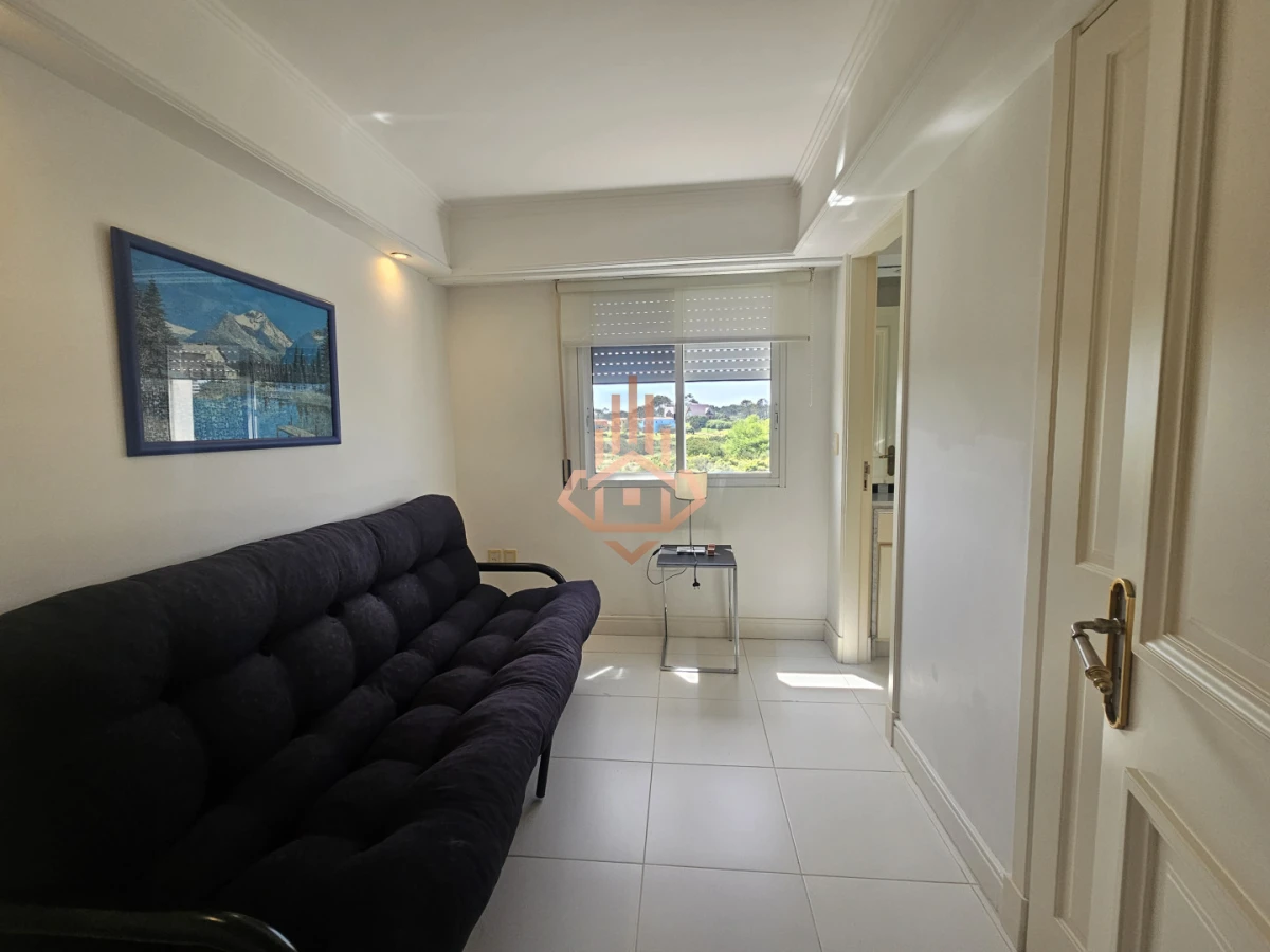 Se Vende Apartamento de 4 Dormitorios en Suite y Terraza Privada con Barbacoa Cerrada Balcon con Espectaculares Vistas