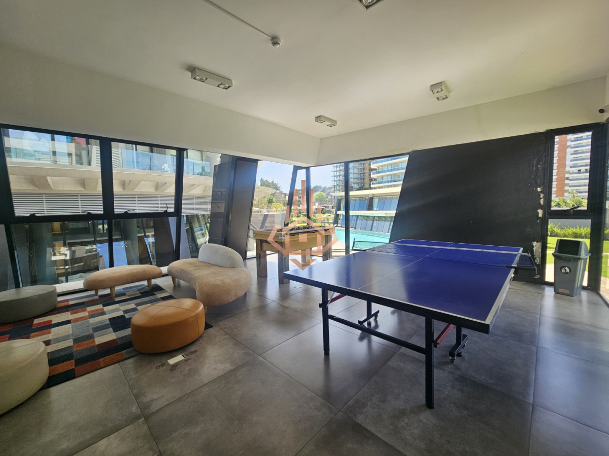 Se Vende Hermoso Departamento Piso 9 con 3 Dormitorios en Suite