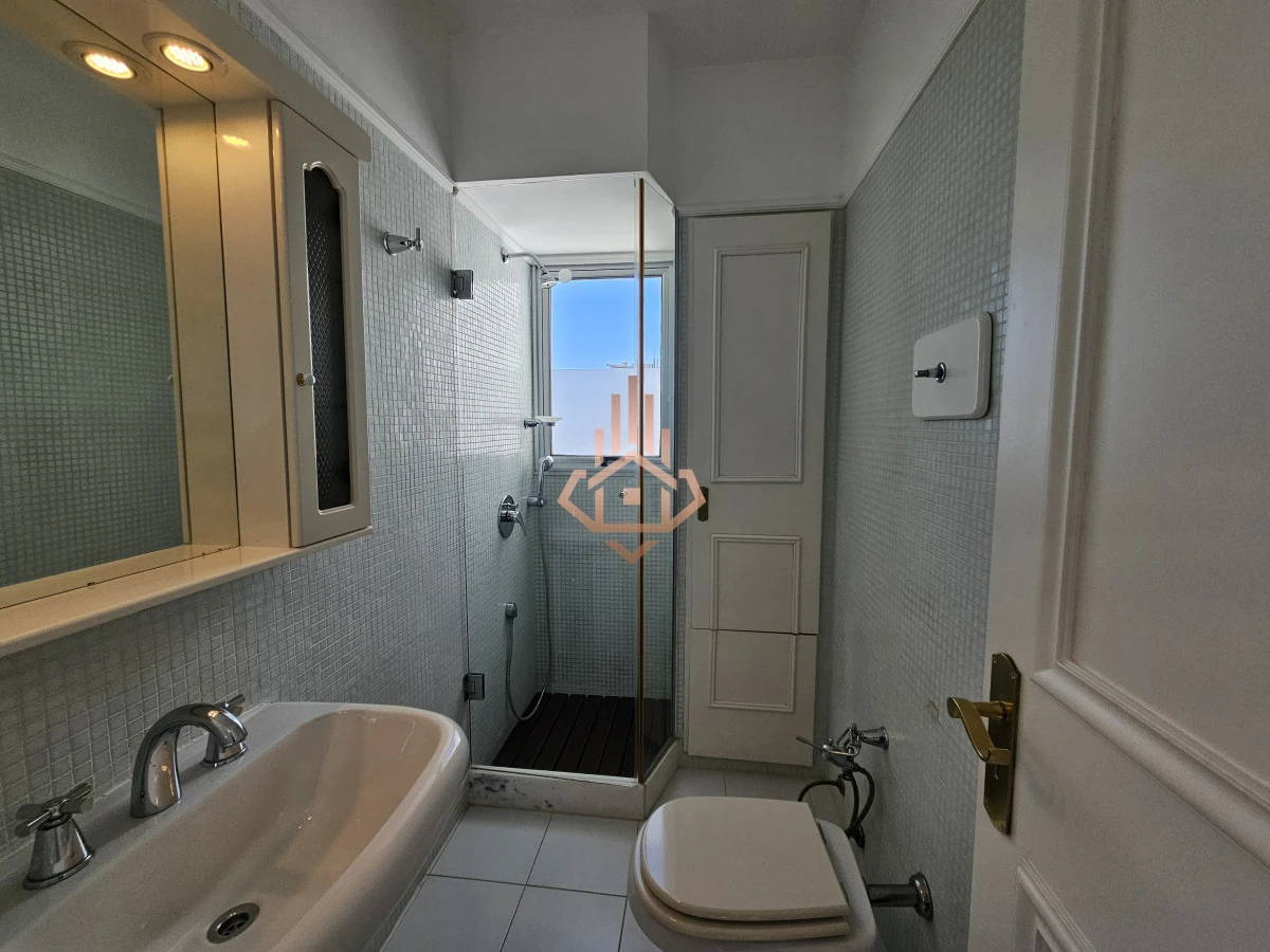 Penthouse en Alquiler Parada 32 de la Brava, 4 Dormitorios