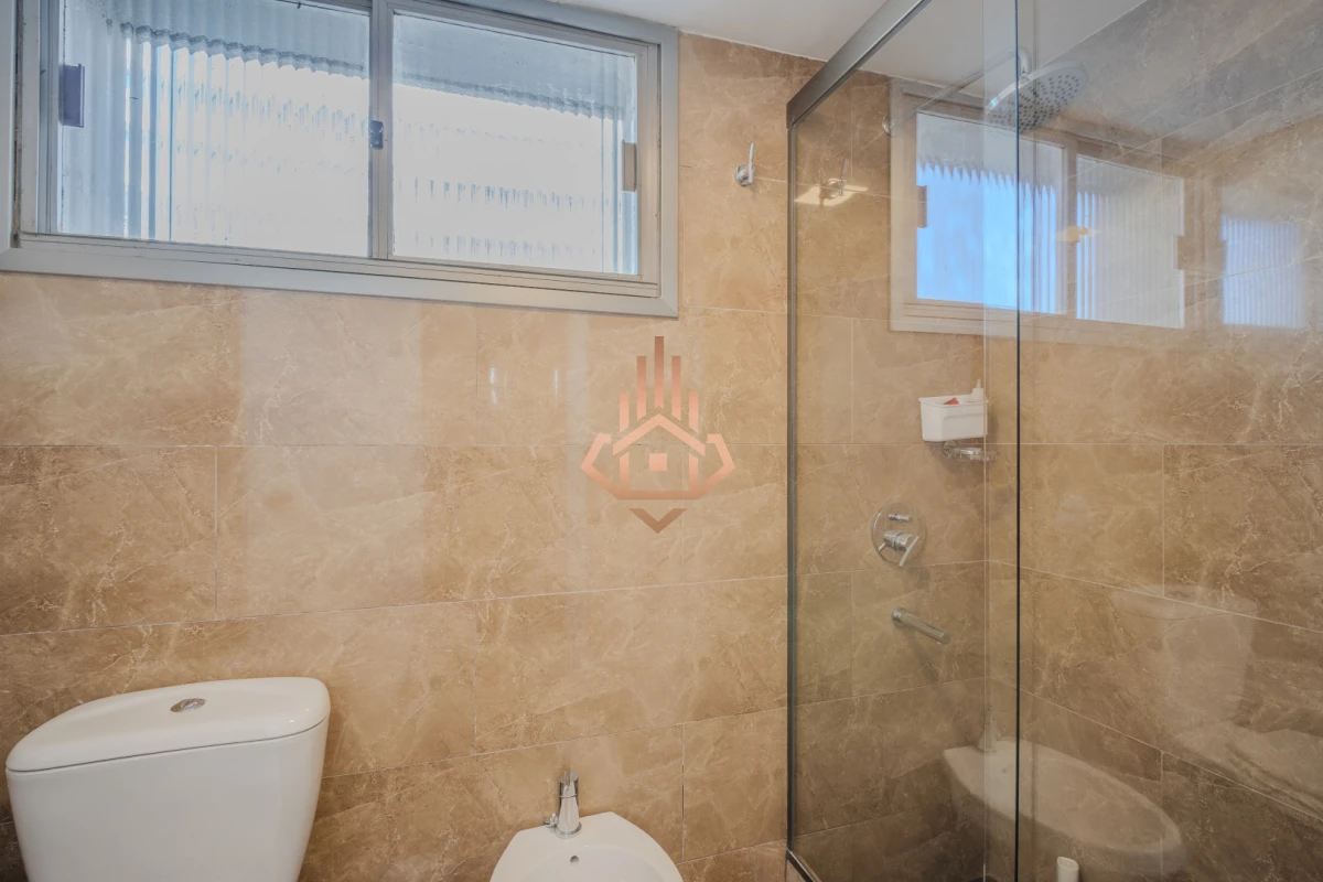 Exclusivo Departamento en la Península con Vista al Puerto y Amenities Premium