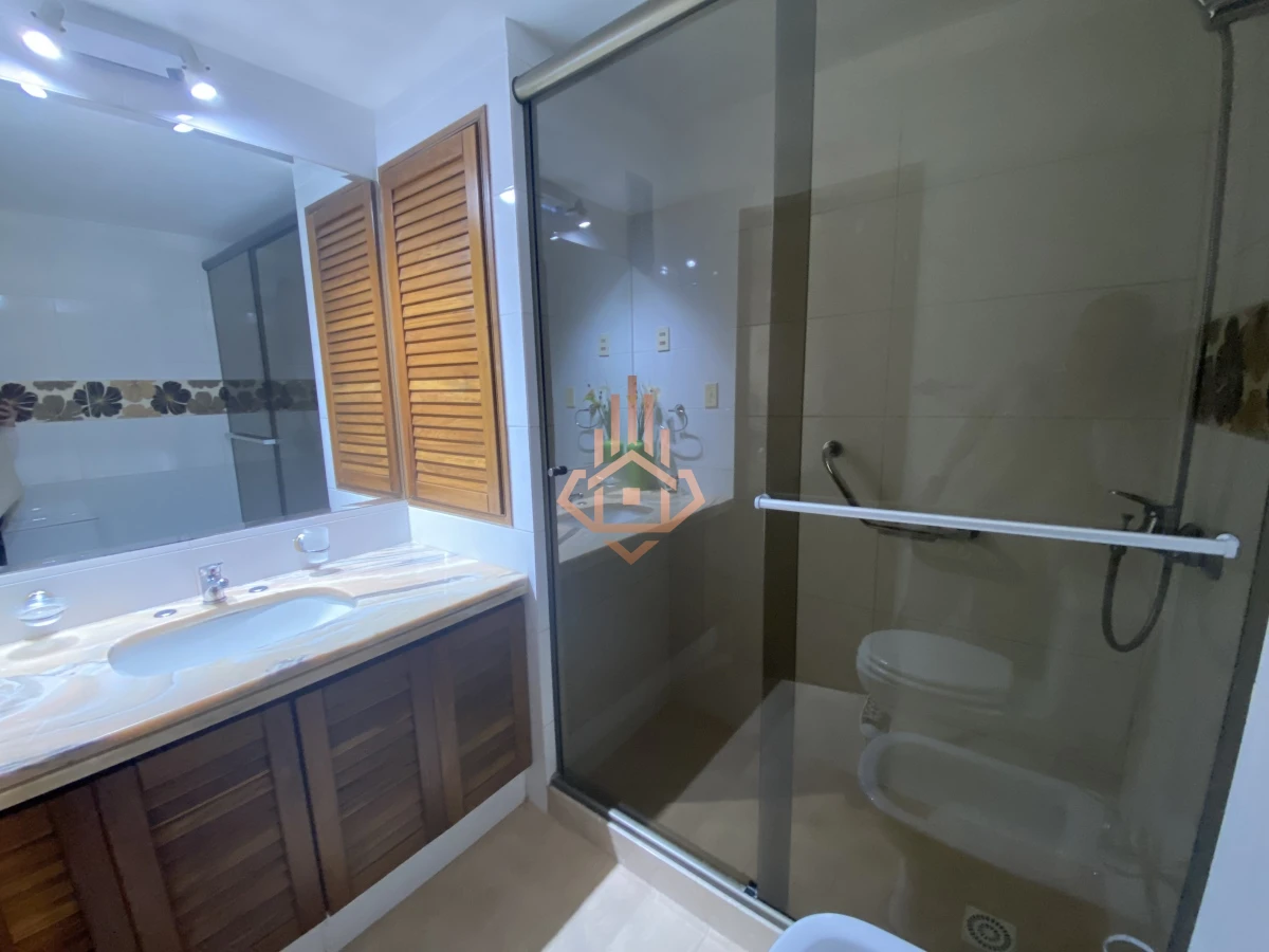 Venta Apartamento 3 dormitorios + dependencia, excelente orientaciÃ³n