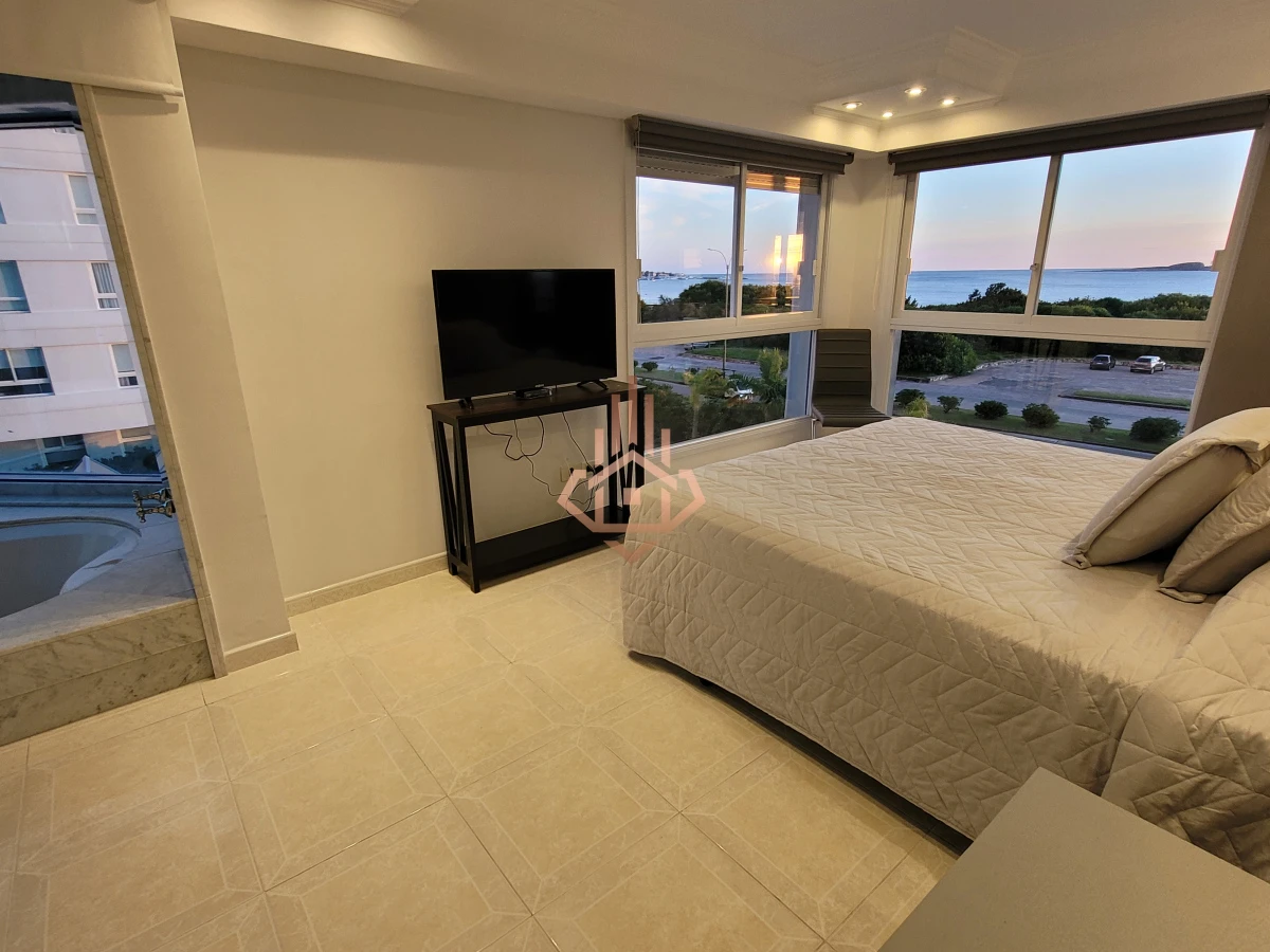Residencia de lujo en venta frente al mar - Beverly Tower, Playa Mansa