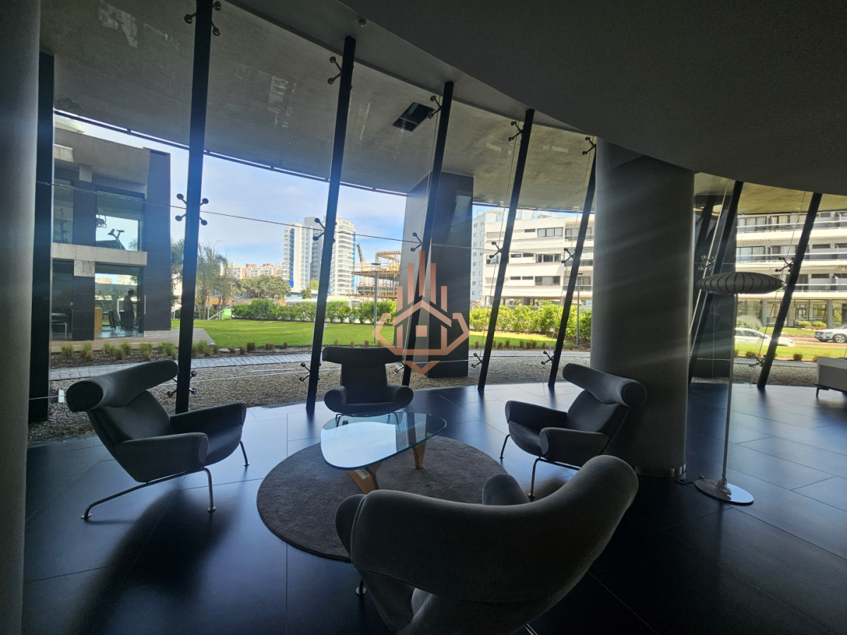 Se Vende Hermoso Departamento Piso 9 con 3 Dormitorios en Suite