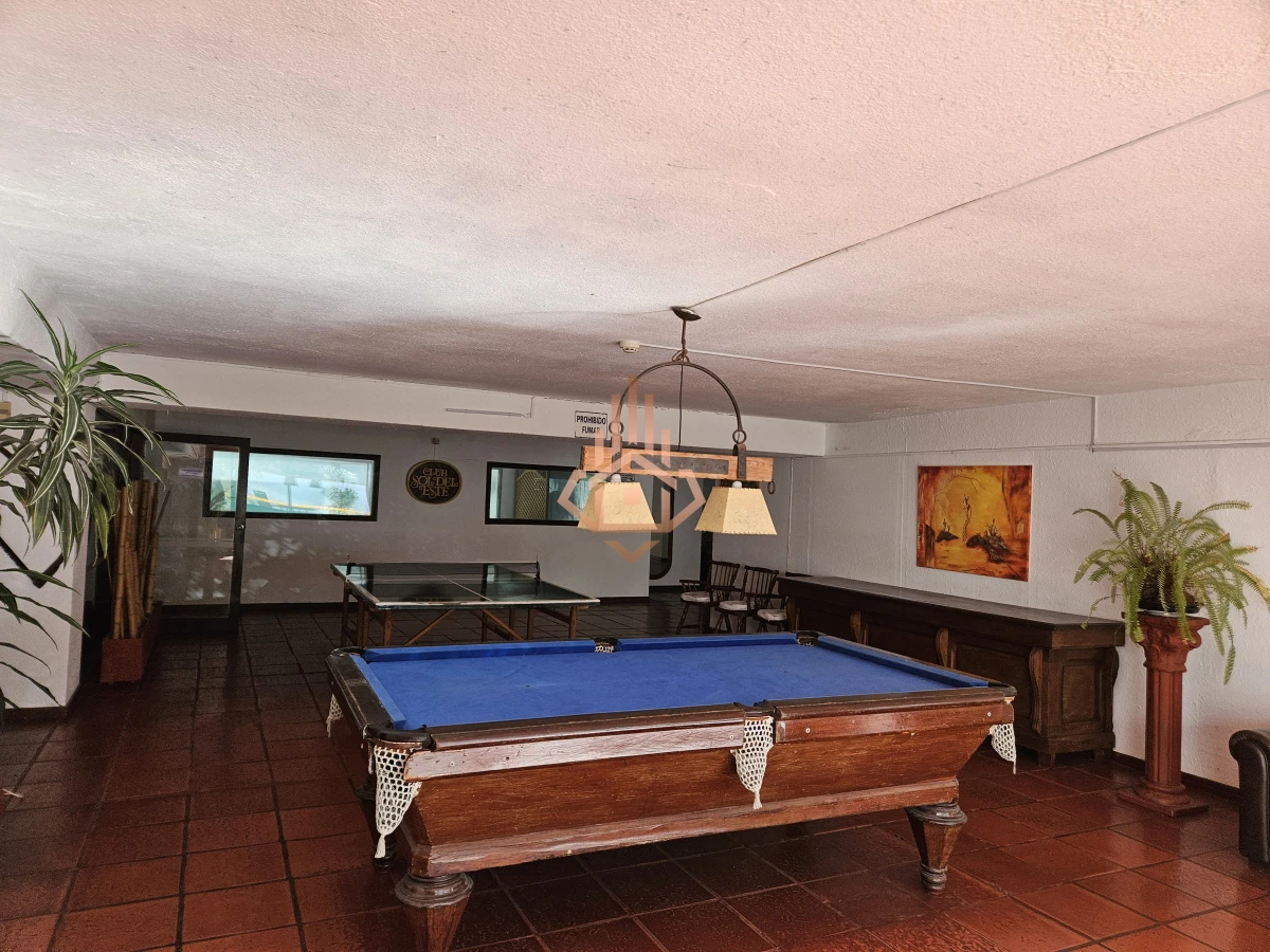 Alquiler temporal, e cuartos y medio, zona Roosevelt