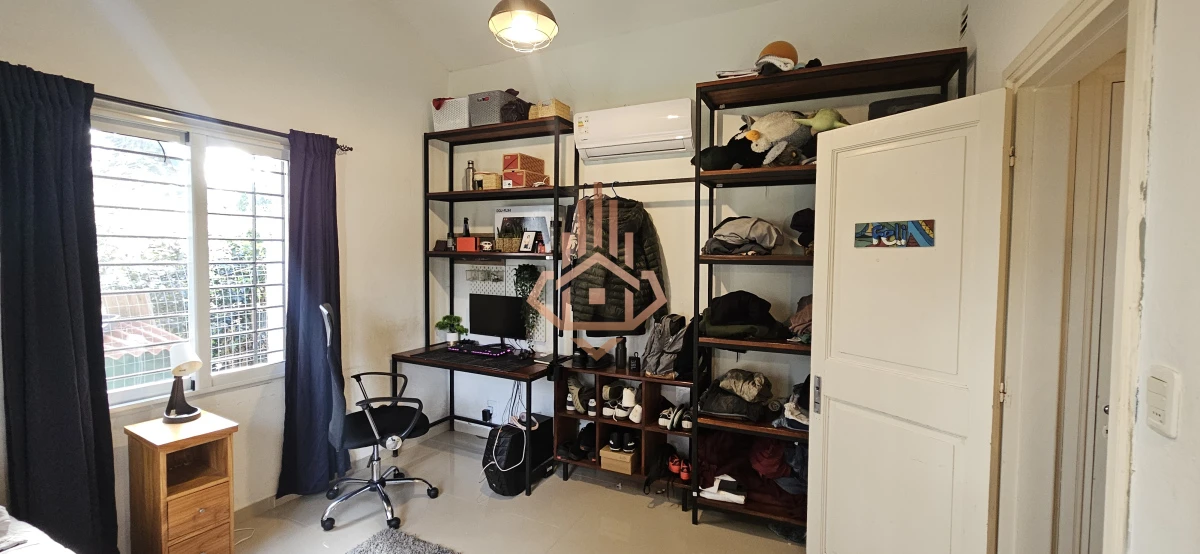 Se Alquila en Country Casa de 5 Cuartos y 4 Baños