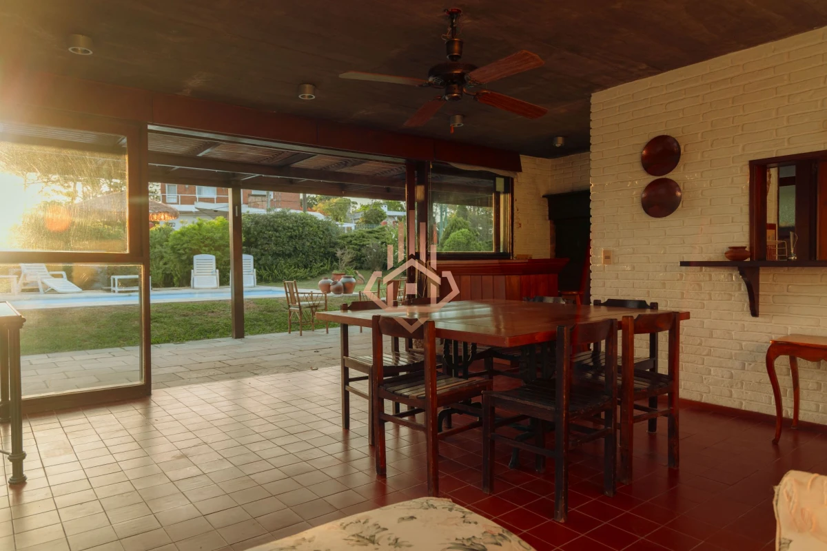 Casa exclusiva en Punta del Este - Playa Mansa