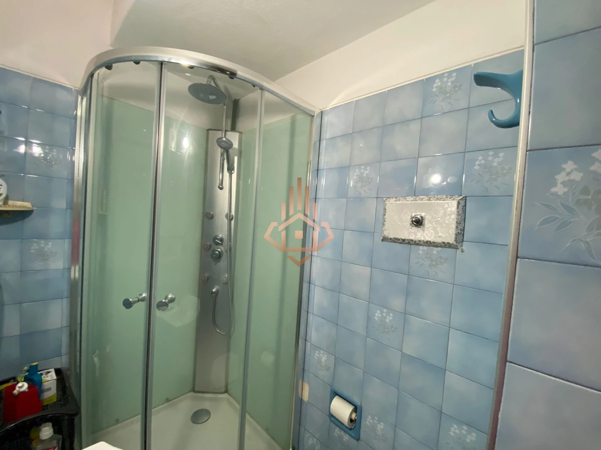 Casa en Alquiler Anual 3 dormitorios+ 1 suite.