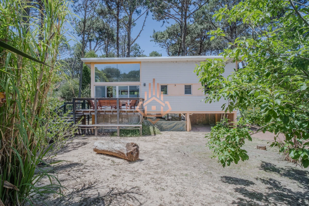 Venda de 2 casas em um mesmo terreno no Club del Lago - Foto 1