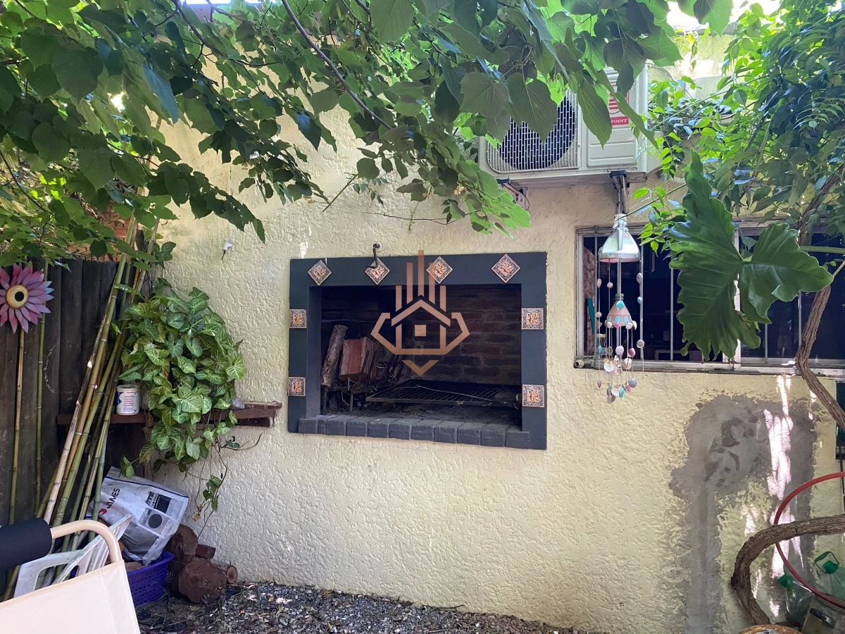 Casa en Alquiler Anual 3 dormitorios+ 1 suite.