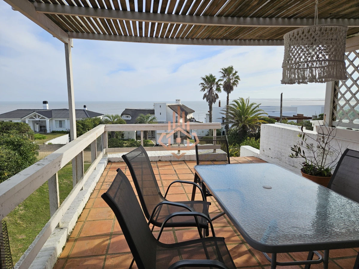 CASA NA SEGUNDA LINHA DE JOSÉ IGNACIO, 4 QUARTOS - Foto 1