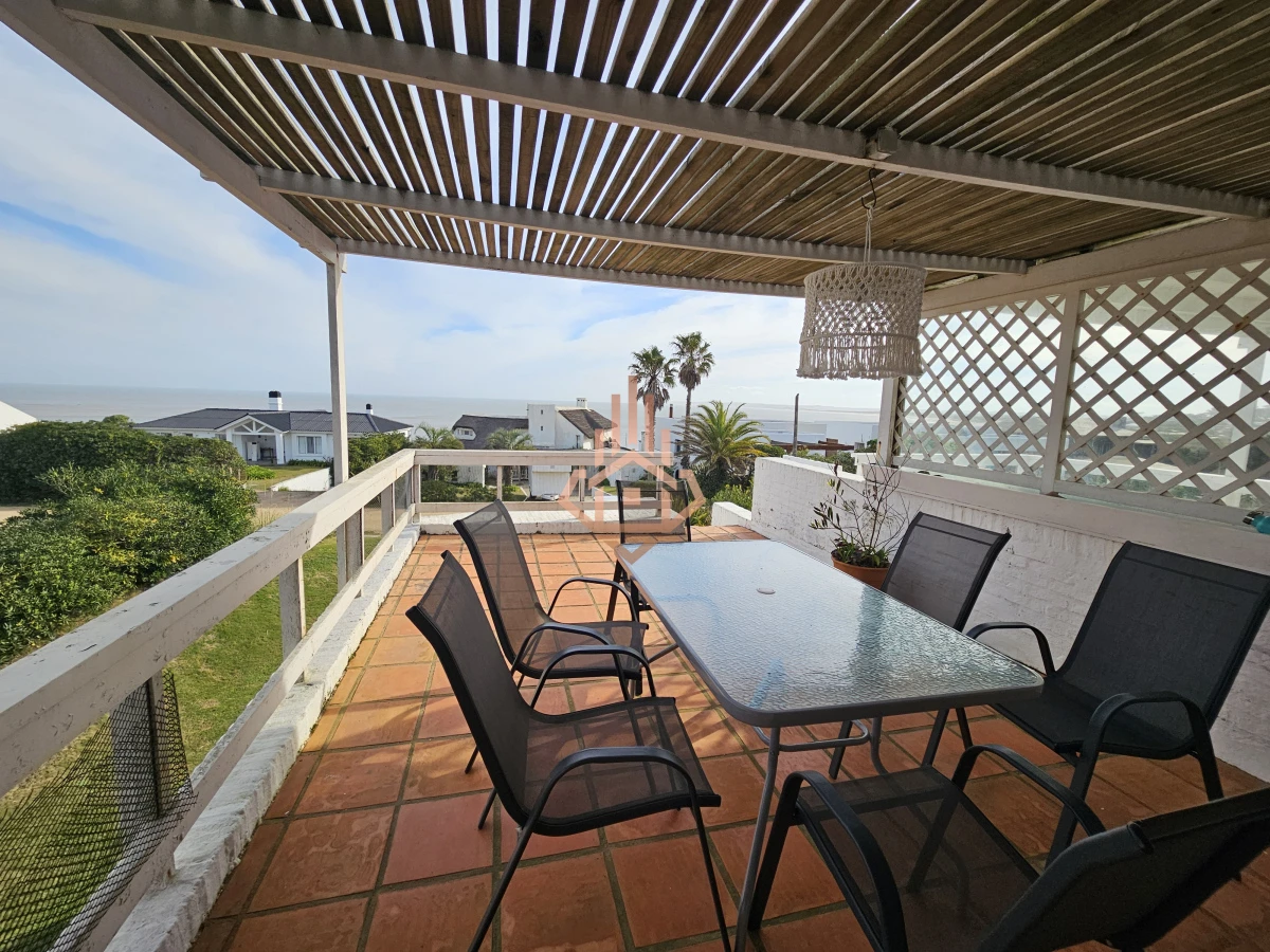 CASA NA SEGUNDA LINHA DE JOSÉ IGNACIO, 4 QUARTOS - Foto 2