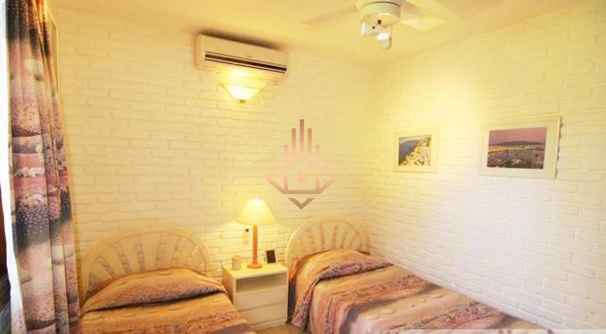 Casa en Playa Mansa Pda 16