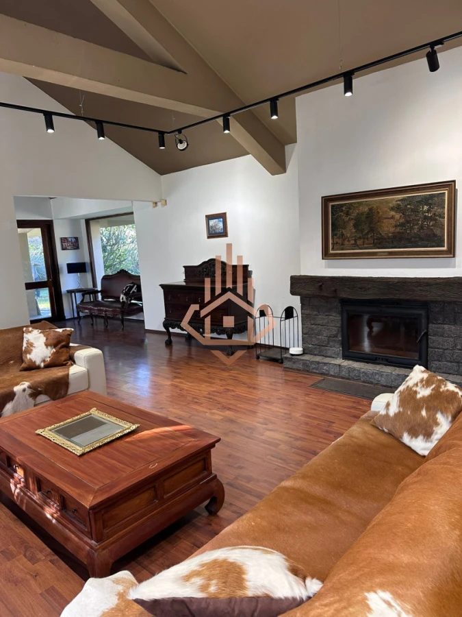 Venta de 3 casas estilo Español en Terreno de 3 mil metros Barrio Golf - Foto 2