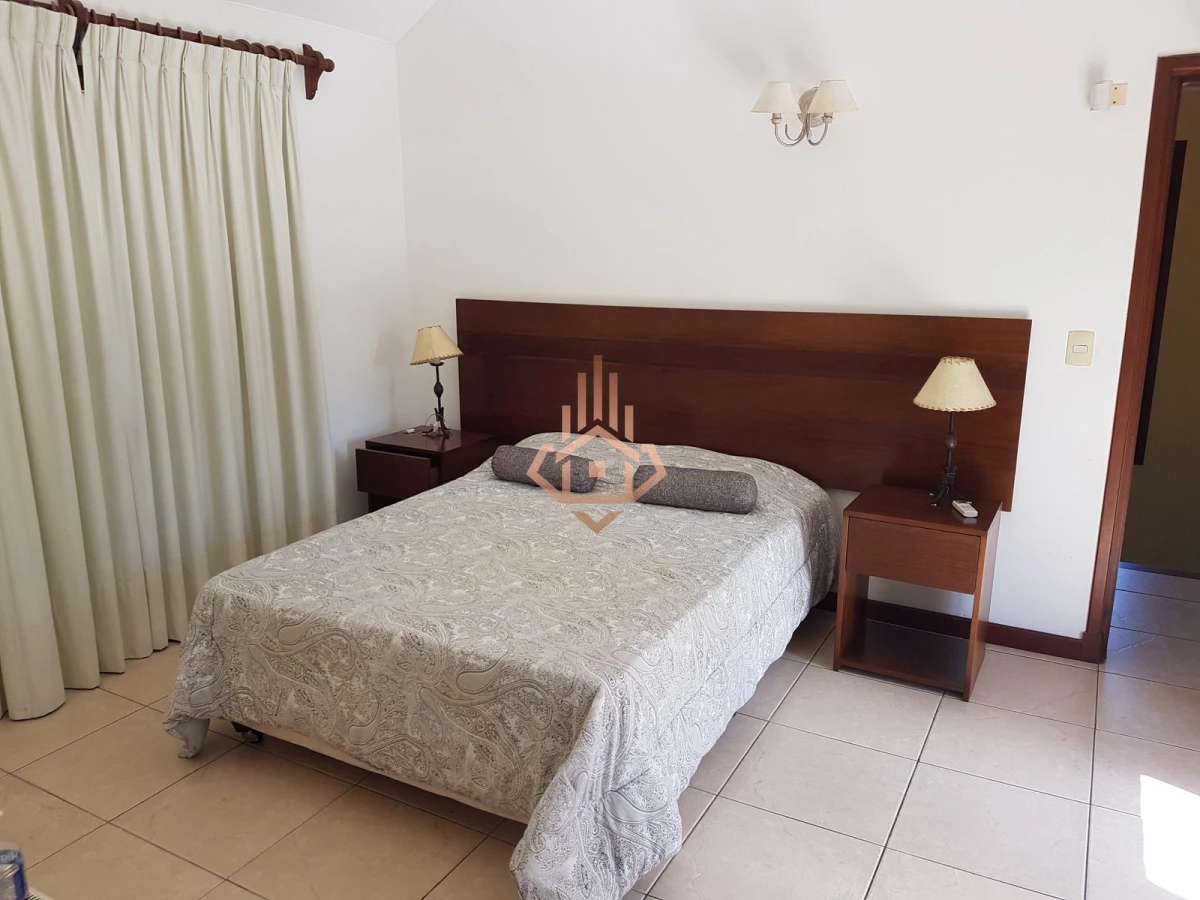 Casa en Alquiler Super Comoda y Completa en Jardines de Cordoba, 3 Cuartos, 4 Baños, Yacuzzy. Piscina, Juegos para Niños