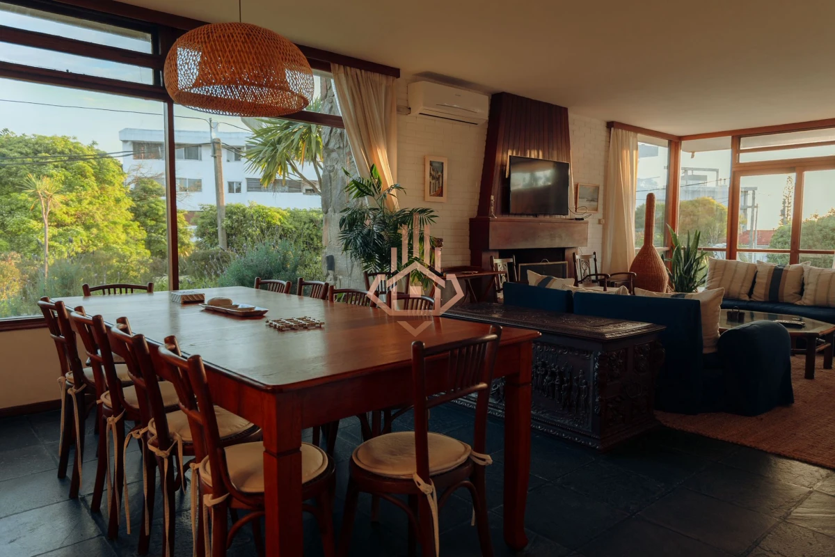 Casa exclusiva en Punta del Este - Playa Mansa