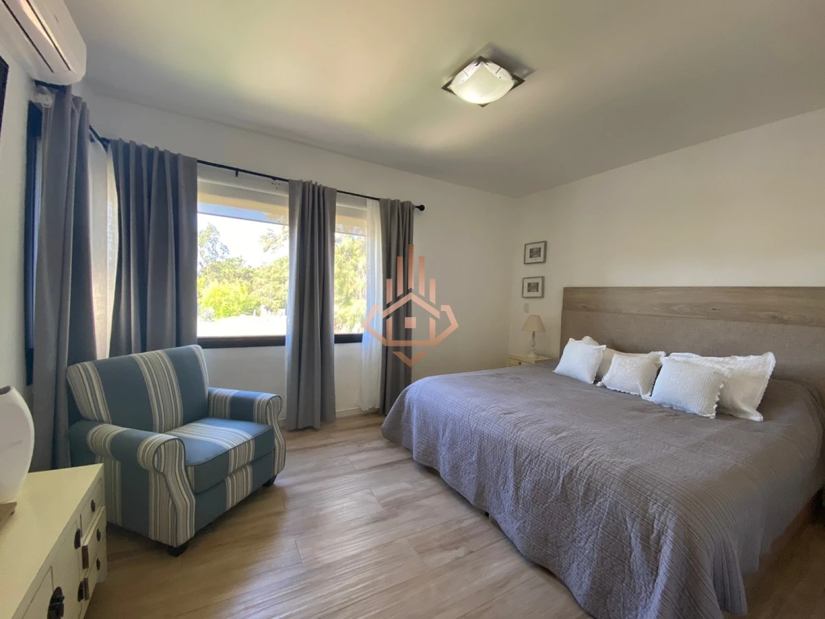 Casa Luxury  en alquiler de temporada en Barrio privado 4 dormitorios + Piscina