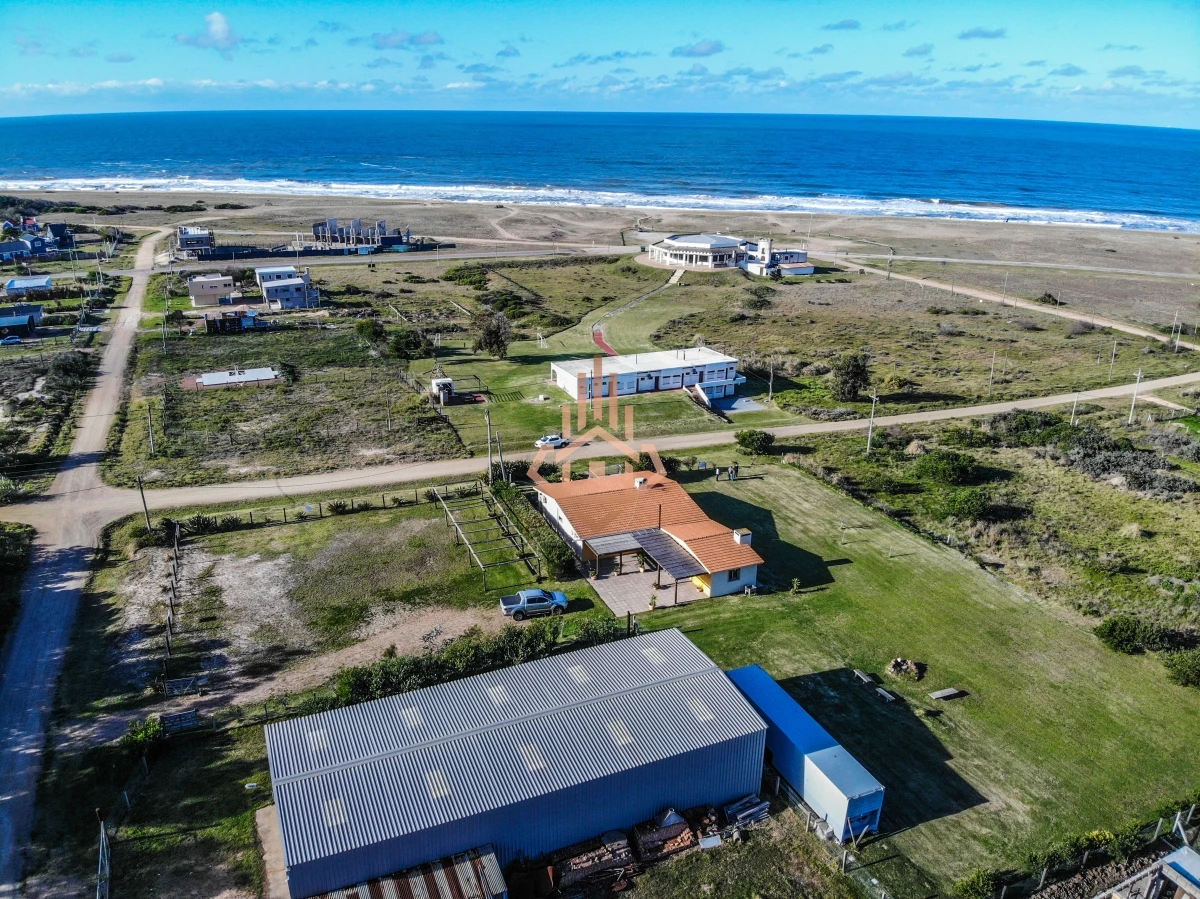 Hermosa Casa con Vista al mar en Barra de Portezuelo