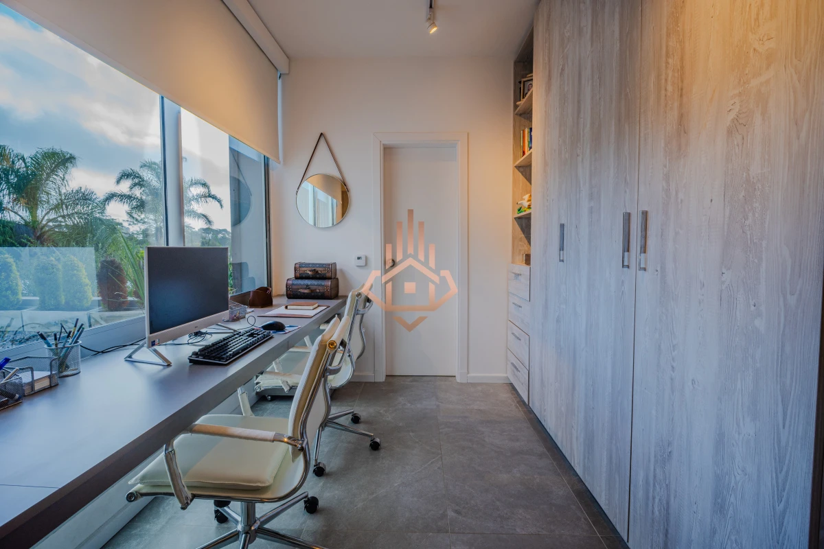 Casa de 4 dormitorios en Barrio Privado La Residence