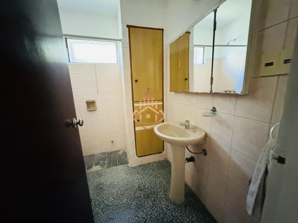 Alquiler anual en Piriapolis, 3 dormitorios, cerca de todo.