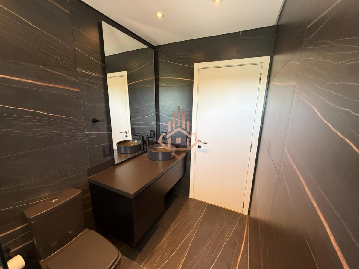 Venta de Espectacular Casa de 4 Dormitorios en Viñedos de la Tahona