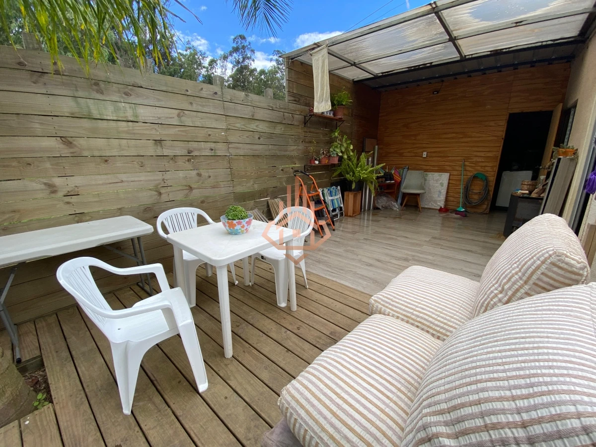 VENTA CASA BALNEARIO BUENOS AIRES 2 DORMITORIOS, A 700 metros del Mar