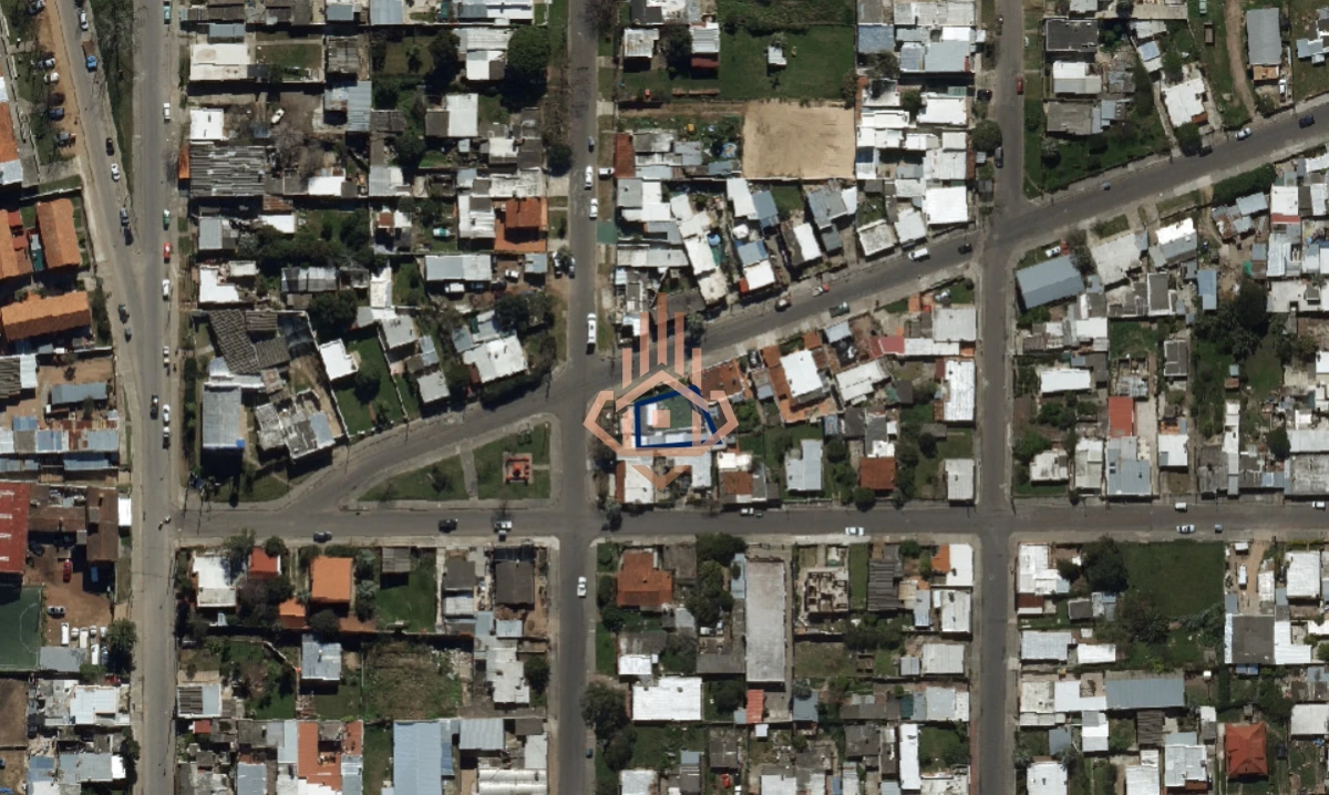 Casa en Venta en Maldonado ! Terreno apto para PB+2 PA