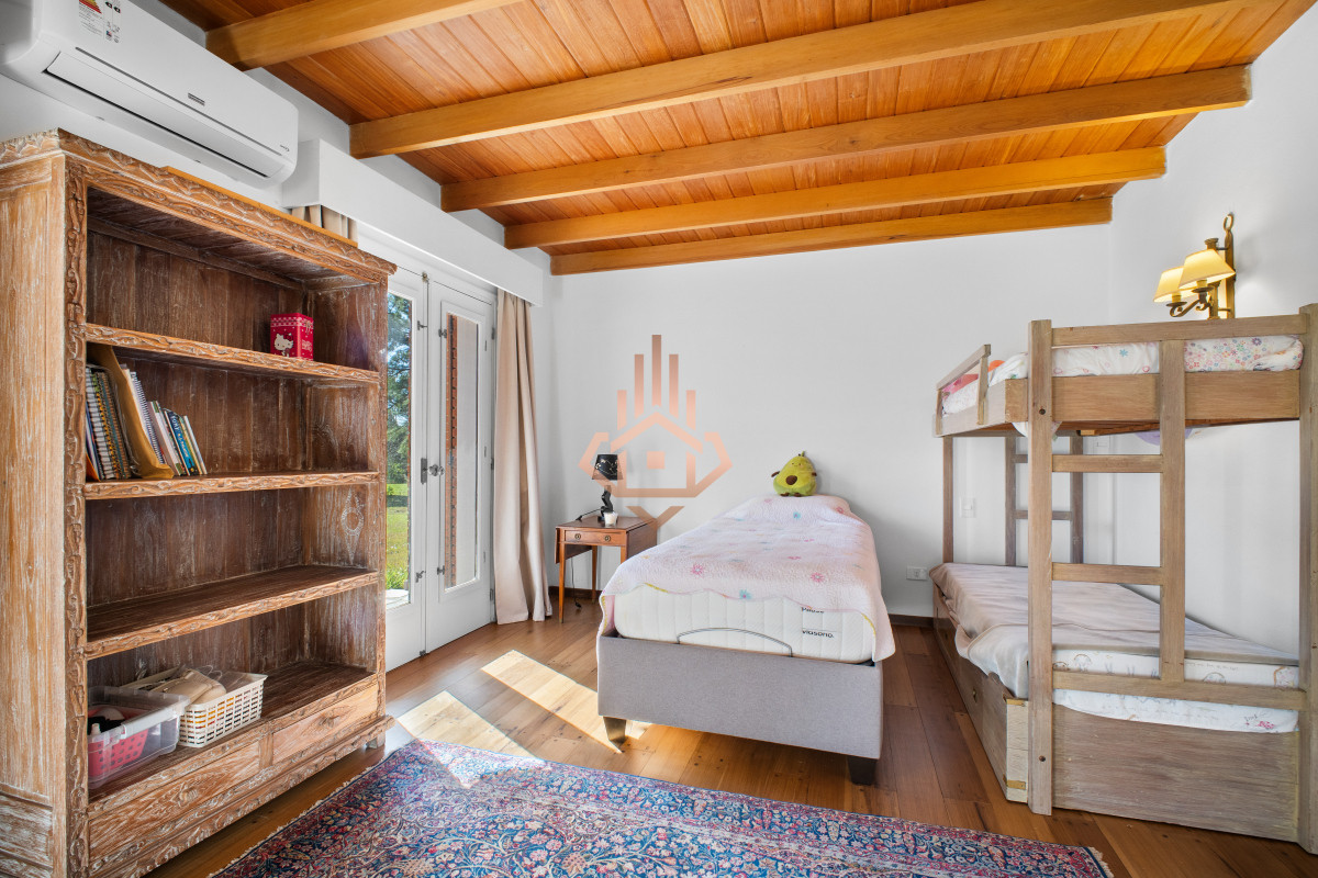 Casa En Barrio Golf