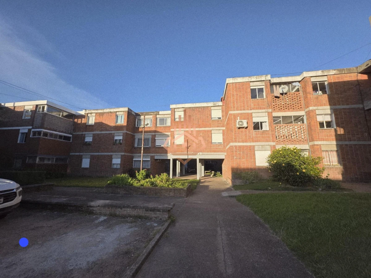 Apartamento en venta en San Carlos - Reciclado, amplio y muy luminoso