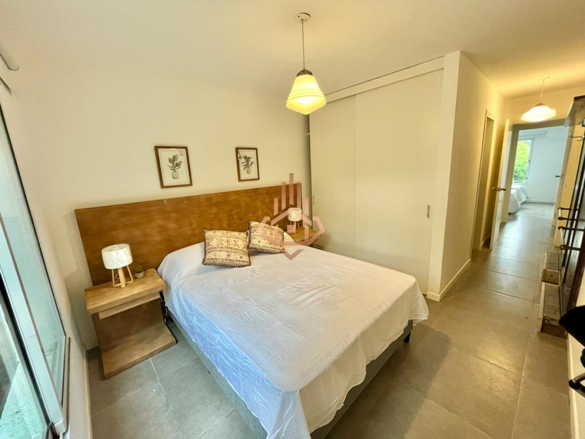 Venta Casa de 3 dormitorios, 2 baÃ±os y en suite,  zona Colegios.