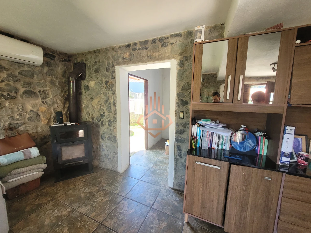 Venta de casa en Pinares terreno esquinero con gran potencial