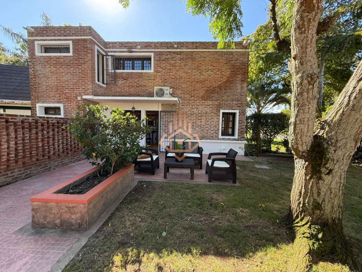 Alquiler Anual Casa de 3 Dormitorios en Altos del Pinar
