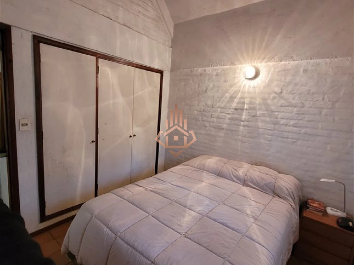 Casa en venta sobre Av Cordoba posible proyecto clinica o academia