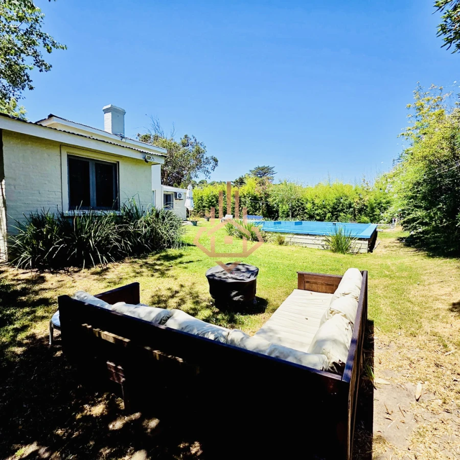 Venta casa de 4 dormitorios en la barra con piscina climatizada