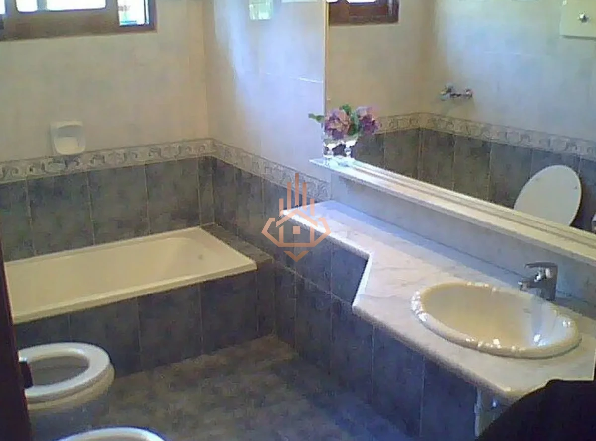 Venta de Casa de 3 Dormitorios, Piscina, en Marly, Punta del Este