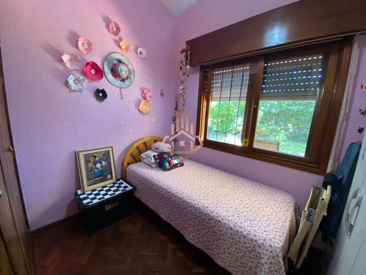 Casa en Alquiler Anual 3 dormitorios+ 1 suite.