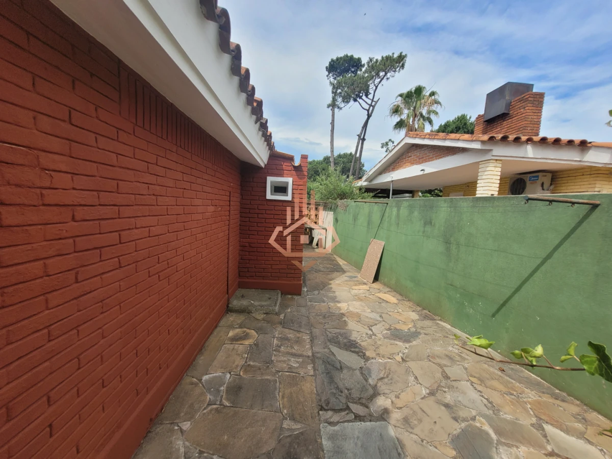 Casa en venta en zona de colegios entorno residencial y familiar