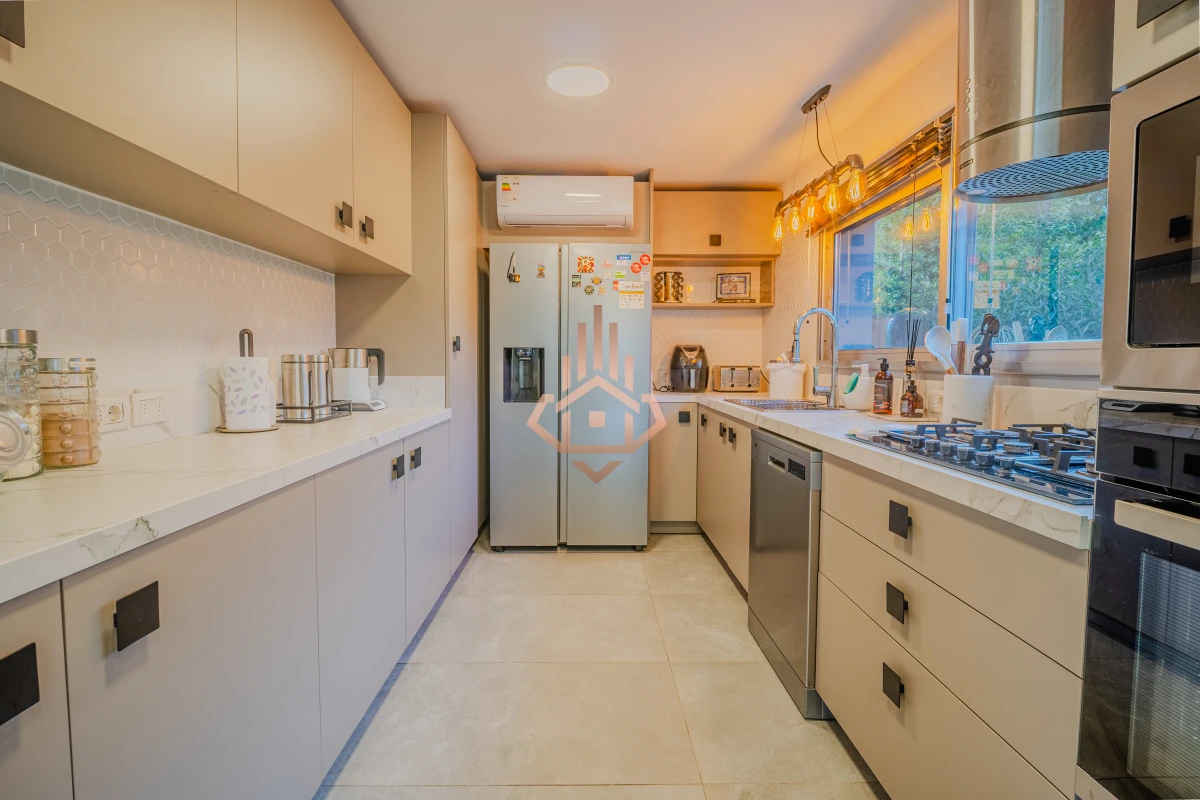 Casa de 4 dormitorios en Barrio Privado La Residence