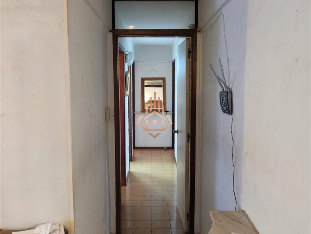 Casa en venta sobre Av Cordoba posible proyecto clinica o academia