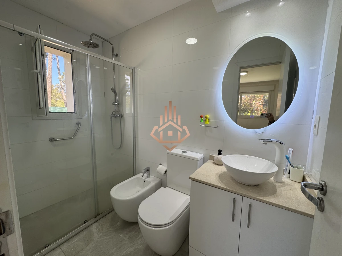 Alquiler de Temporada casa de 3 dormitorios en Punta del Este con Pisicna,