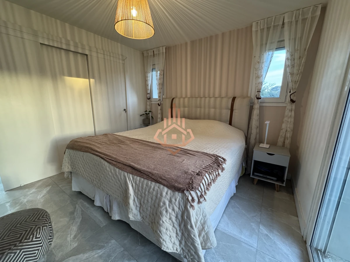 Alquiler de Temporada casa de 3 dormitorios en Punta del Este con Pisicna,